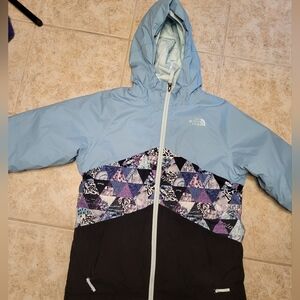 The North Face Hooded Puffer Coat Size L (Girls 14/16 Women's S)